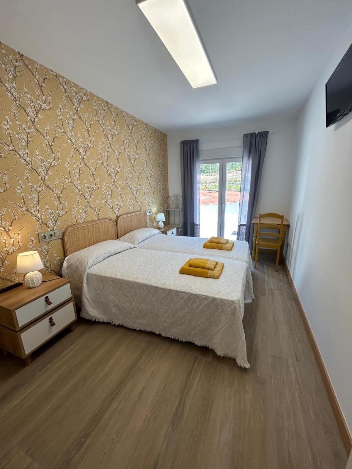 Apartamentos Torres Del Milladoiro Amés Exterior foto